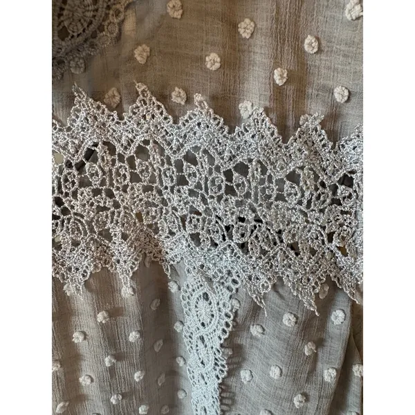POL Grey Swiss Dot Lace Crochet Sleeveless Ruffle High Neck Boho Blouse Medium - Image 2