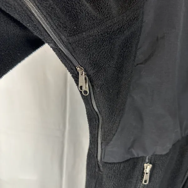 Women’s Small Black Denali Jacket Coat Pit Vents Chest Pocket - Image 4