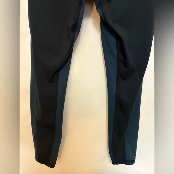 Free People Movement Rebel‎ Leggings Size Medium - Image 8