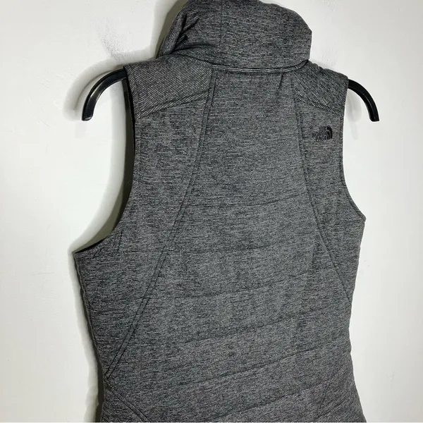 The North Face Pseudio puffer vest gray women’s size‎ medium winter casual - Image 12