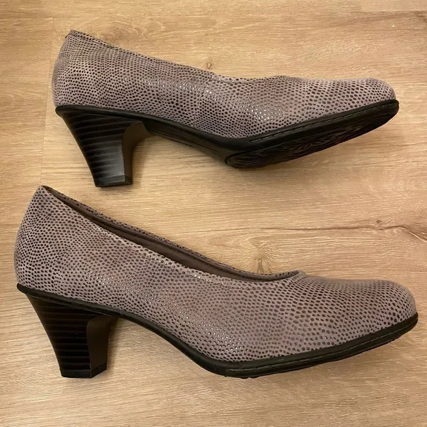Earth Bijou Grey Printed Leather Suede Dressy Slip On Pumps Sz 9 - Image 6