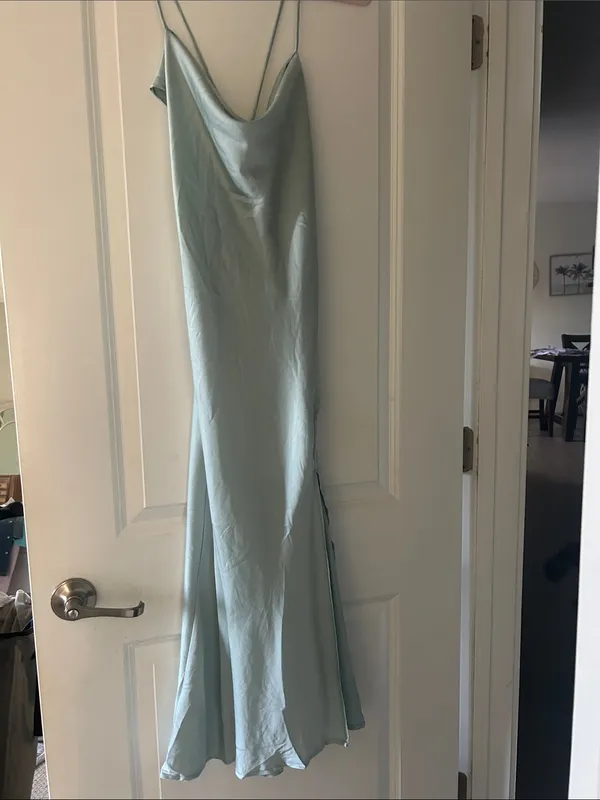 Astr Gaia Dress in Sage - Image 4