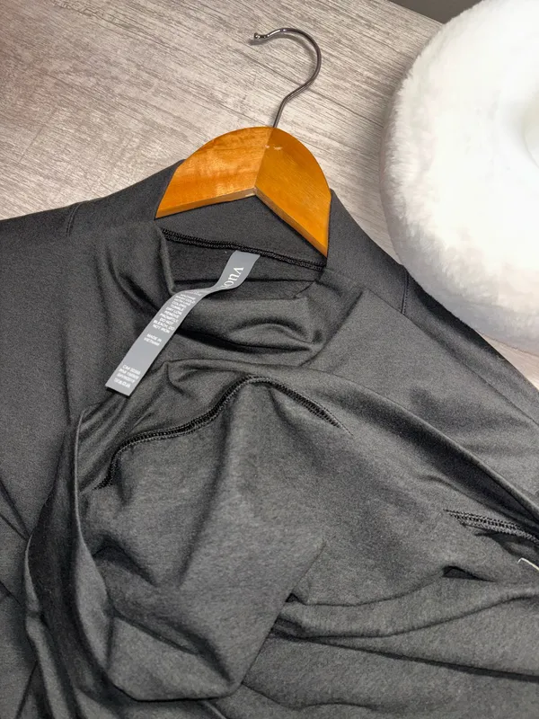 Vuori Granite Funnel Neck Pullover Sweater Sweatshirt Heather Black Soldout S - Image 9