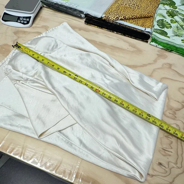 Selfie Leslie Champagne Satin‎ Strapless Cowl Back Maxi Dress Cream Women's XS - Image 15