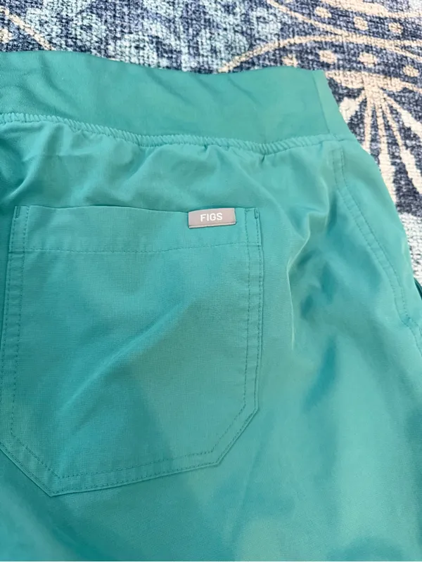 Figs High Waisted Yola FreeX Lined Scrub Pants - Image 5