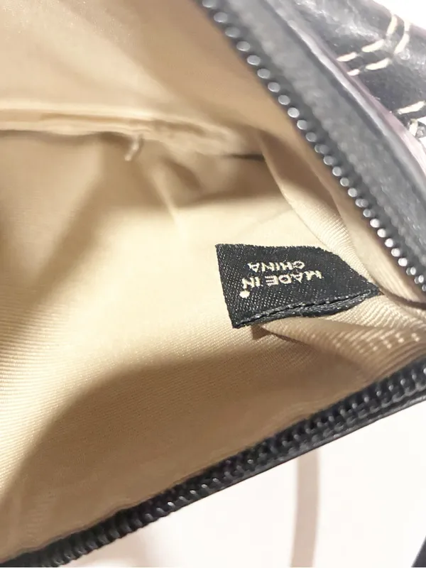 Coach Clutch Wingslet Black Bag Zippered Snap Closure Pebbled Leather - Image 4