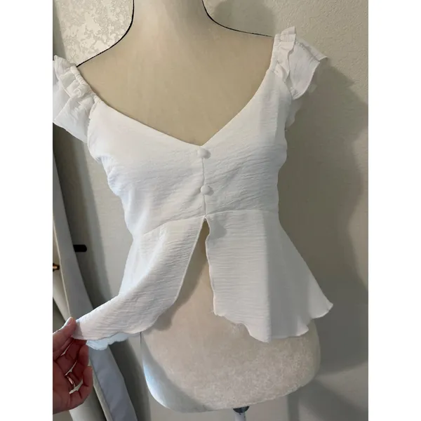 Timing White Flutter Sleeve Peplum Top‎ V-Neck Smocked Back Blouse - Image 3