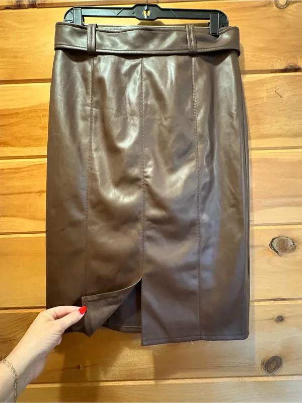 Marc New York NWT size Small Chocolate Brown Faux Leather Belted Pencil Skirt - Image 4