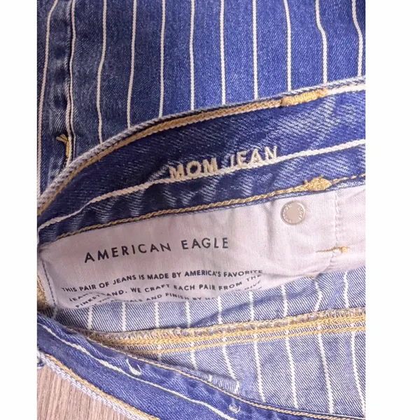American Eagle Outfitters Mom Jean Vertical Stripes - Image 3
