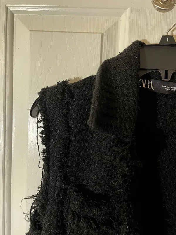 Zara Black Textured Tweed Waistcoat with Frayed Trims and Gold Buttons - Image 7