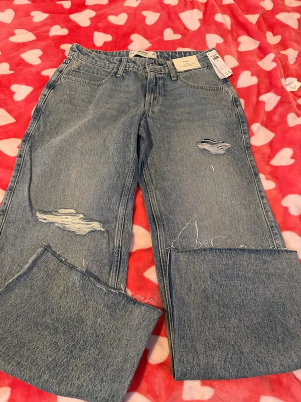 Hollister Women’s Distressed Blue Denim Baggy Jeans - Image 2