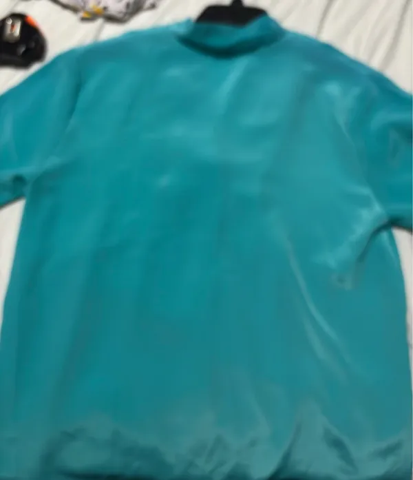 Christie & Jill Teal Satin Short Sleeve V-Neck Button-Down Blouse Medium - Image 5