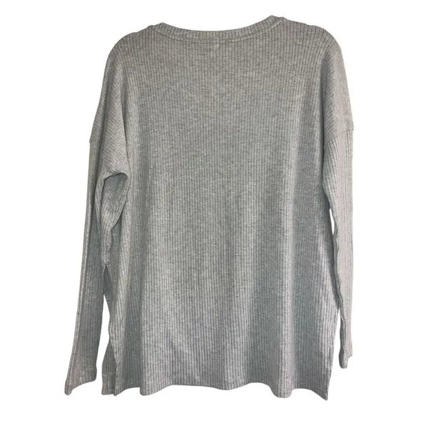 Aritzia The Group Babaton Grey Traverse Longsleeve V-Neck Sz 2 Sweatshirt - Image 7
