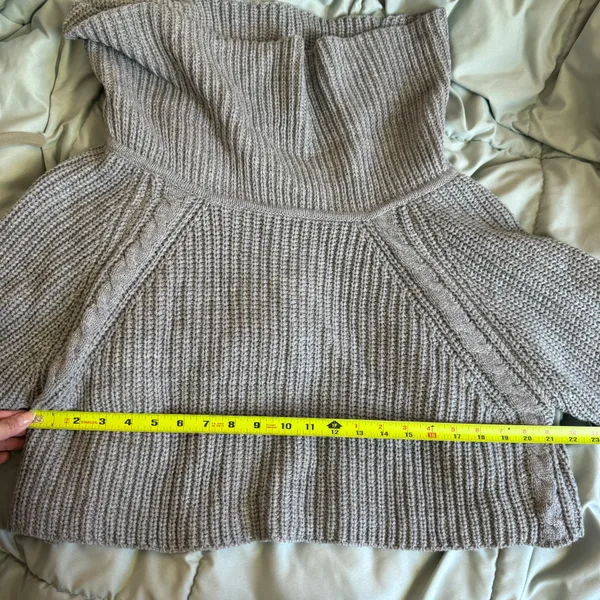 Forever 21 Solid Gray Y2K Off the Shoulder Baggy Pullover Sweater Size Medium - Image 6