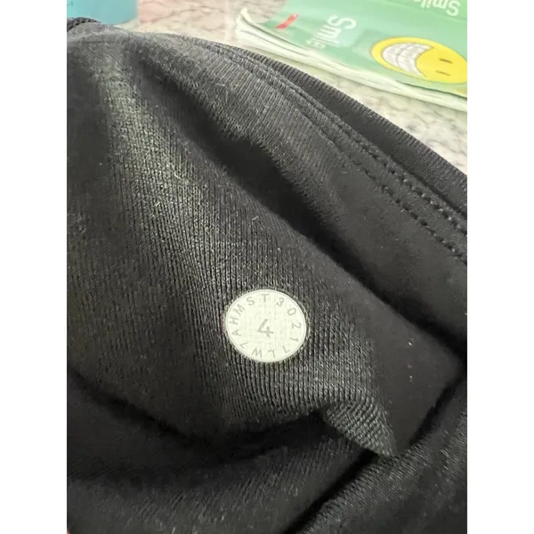 Lululemon Train Times Shorts 6" Size 4 - HeathereD Black Gym Run Hike Train Yoga - Image 8
