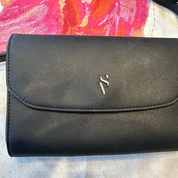 Vera Wang Small Black Crossbody Bag - Image 2
