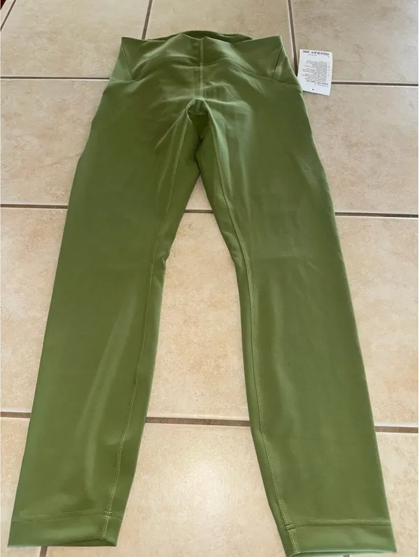 Lululemon Instill High Rise 25” Green Foliage Size 8 NWT - Image 3