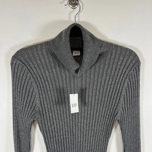 Gap Womens Metallic Ribbed Turtleneck Sweater Gray Silver Shimmer Long Sleeve‎ M - Image 2