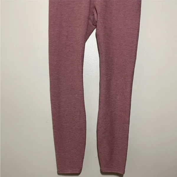 Vuori Pocket Waist Leggings - Image 3