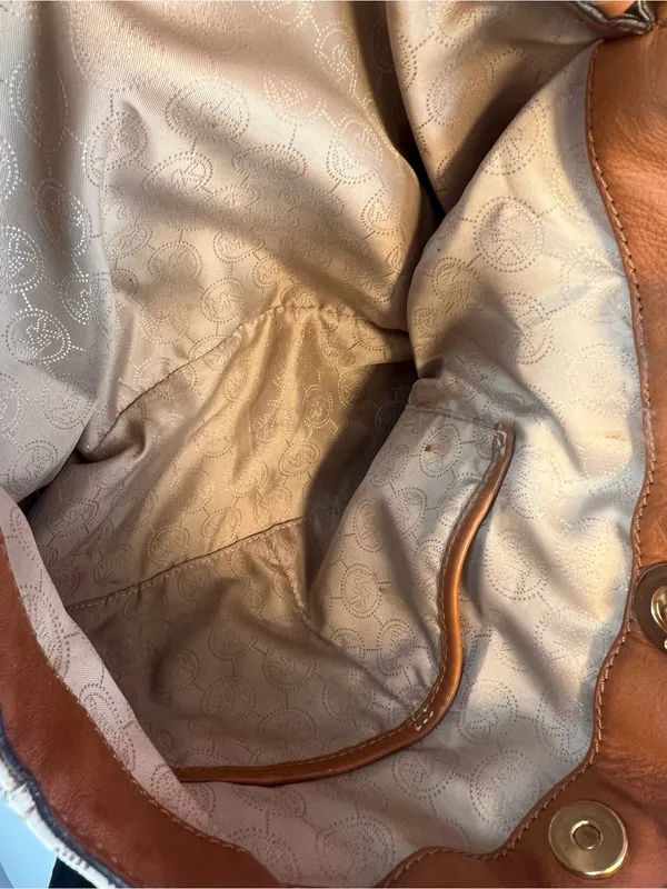Michael Kors White Logo Tote with Brown chain & Leather Cynthia Medium bag - Image 6