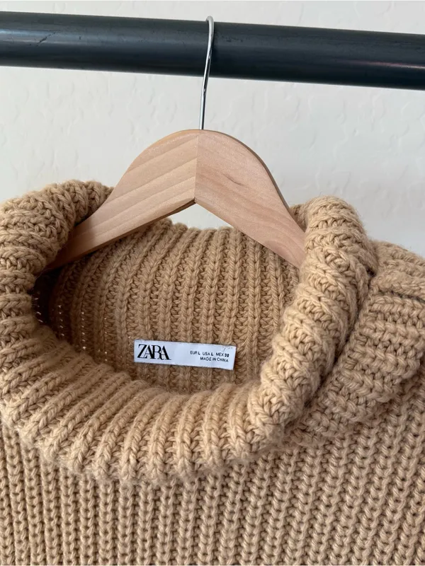 Zara Knit High Collar Vest - Image 7