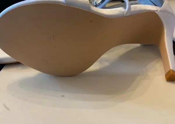 Piendes wedding high heels with stones Size 5.5 - Image 4
