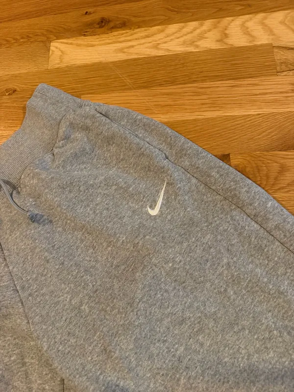 Nike Sweatpants - Image 4