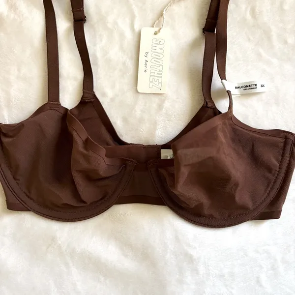NWT Smoothez Unlined Mesh Bra - Image 3