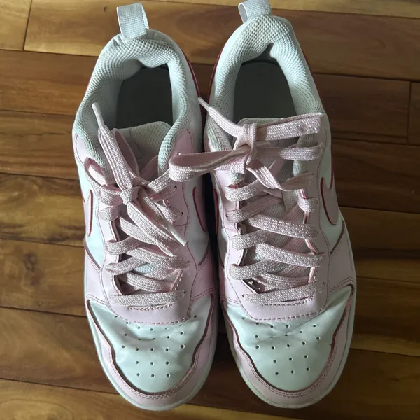 Nike Sneakers White Pink Women’s - Image 2