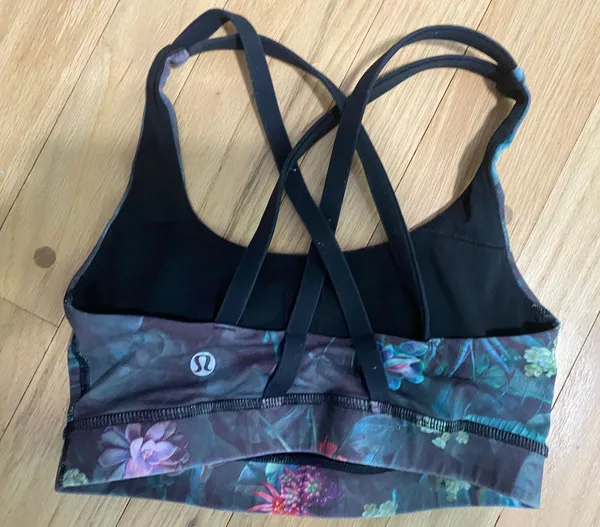 Sports bra Size 2 - Image 2