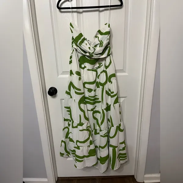 NWT‎ Billy J hazel midi dress in green print size 14 - Image 3