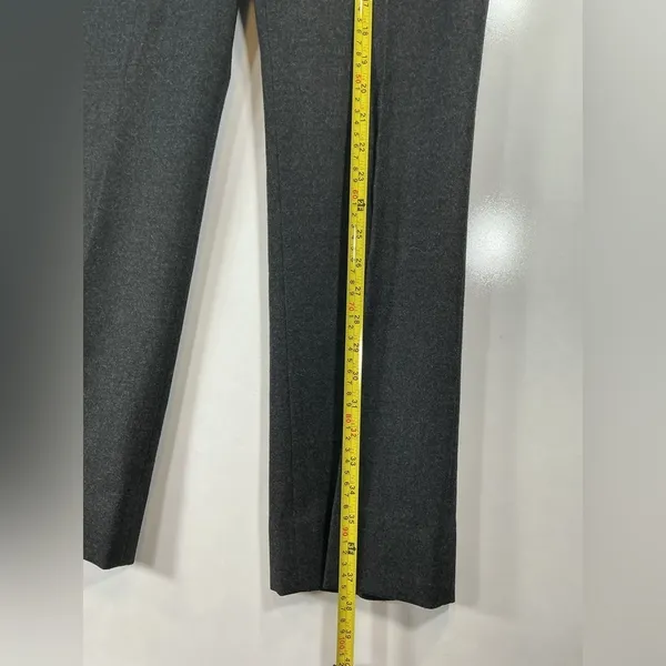 Gucci Black and Cream Label Detail - Image 6