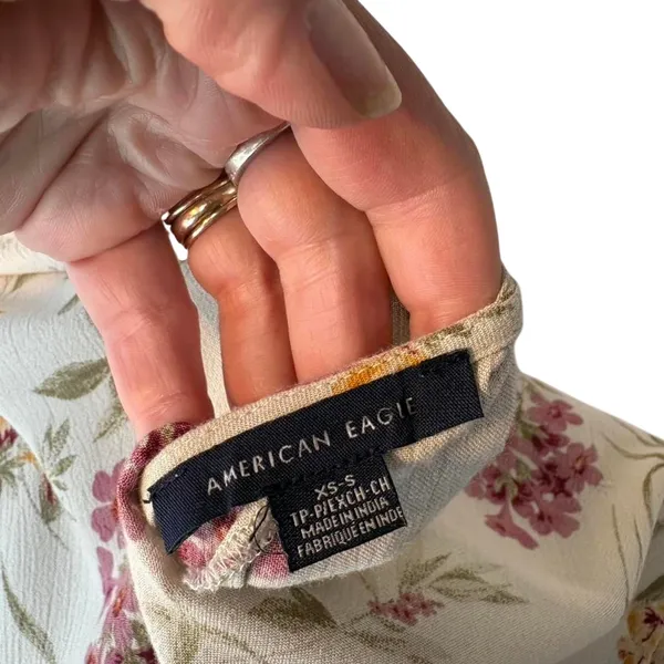 American Eagle floral kimono with bell sleeves Size S - Image 4