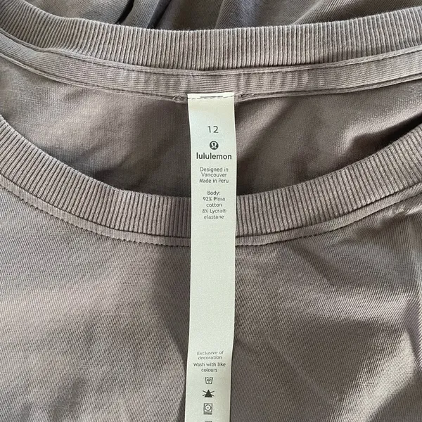 lululemon athletica Gray Long Sleeve Top Sz 12 - Image 8
