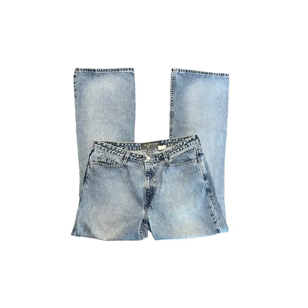 Vintage Levis Silvertab jeans 90s high rise fit and flare light wash size 32 - Image 2