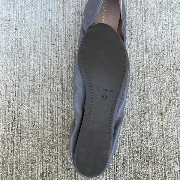 Cole Haan Gray Elsie Logo Ballet II Flats Patent Size 9B - Image 6