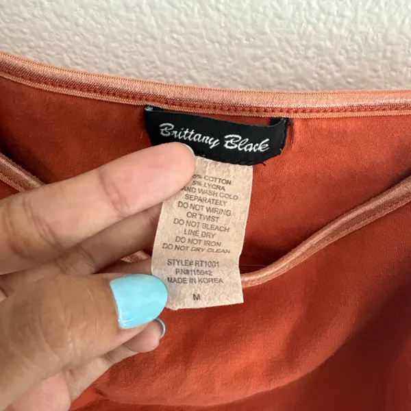 Brittany Black Burnt Orange Cropped Cami Top with Adjustable Straps Size M - Image 7