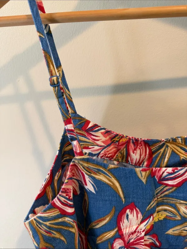 A New Day XS Blue Tropical Floral Coquette Linen-Blend Strappy Cropped Tank Cami - Image 10