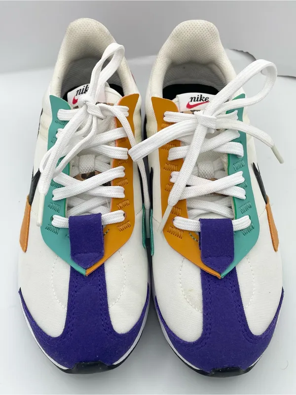 Nike Air Max Pre-Day SE women’s sneakers in summit white/multicolor Size 6 - Image 13