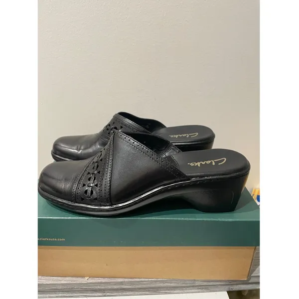 Clarks Karina Black Leather Mules Laser Cut Slip On Clogs Womens‎ 6.5 NEW - Image 4
