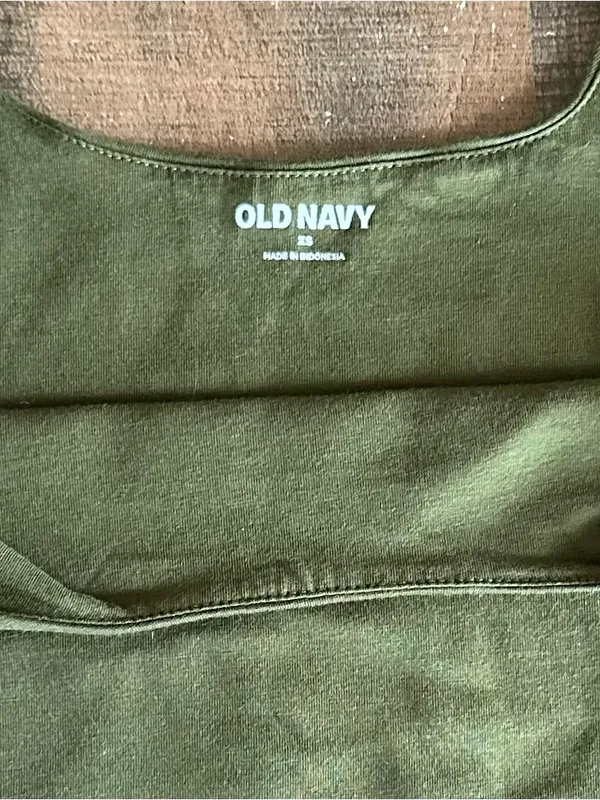 Old Navy Olive Green Crop Tank Top Women's XS Stretch Cotton Sleeveless Casual - Image 7