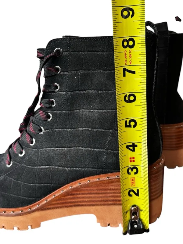Vince Camuto Debsen Suede Lug Sole Boots Size 8.5 Euro 39 Black - Image 16