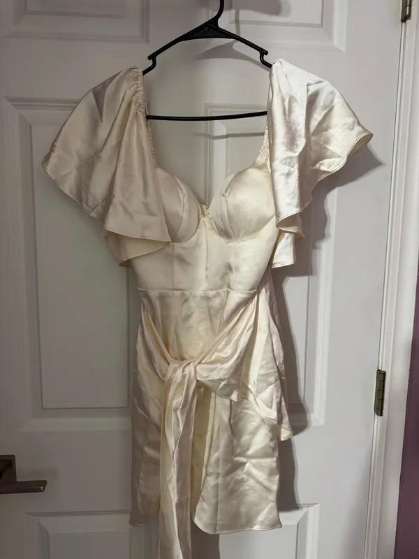 Selfie Leslie Dress - Image 2