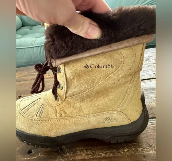 Columbia Lavela Fur-lined Winter Boot - Image 3