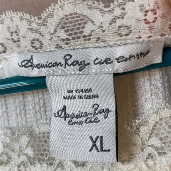 FINAL MARKDOWN American rag Elegant Cream Lace Trim Top xl - Image 3