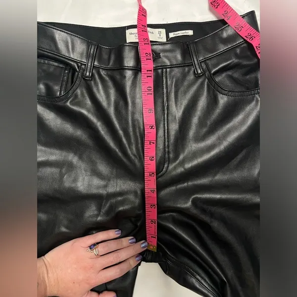 Abercrombie & Fitch Curve Love 90s Faux Leather High Rise Straight Pants 29 - Image 11