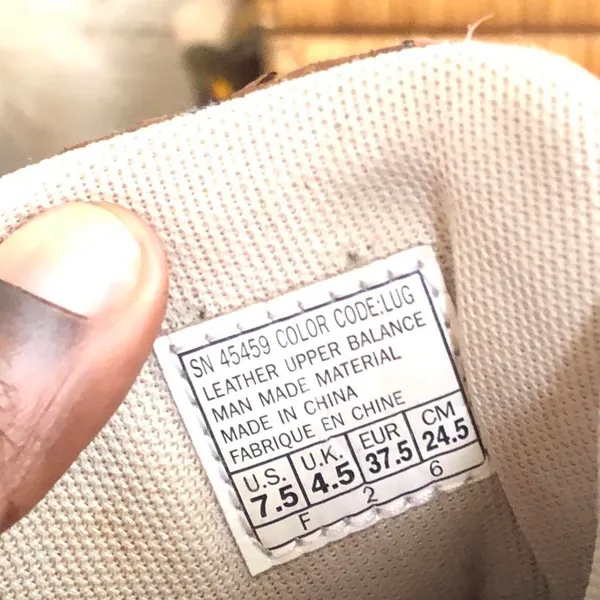Skechers Rare 2000s Y2K two tone Tan brown cream bowling style square round toe sneakers Women’s 7.5- measurements in pics - Image 6