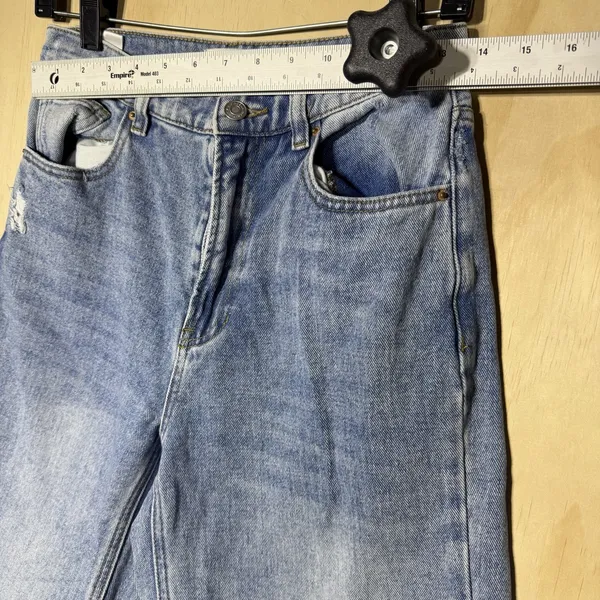 PacSun Women's Size 26 High Rise Wide Leg Distressed Ripped Light Wash Jeans - Image 6