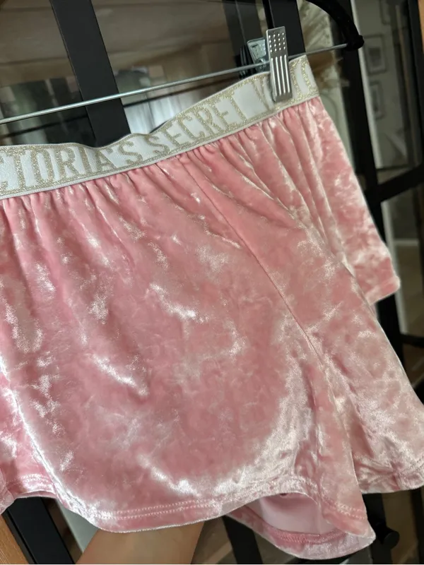 Victoria’s secret boxer pajamas shorts crushed velvet elastic micro glitter - Image 3