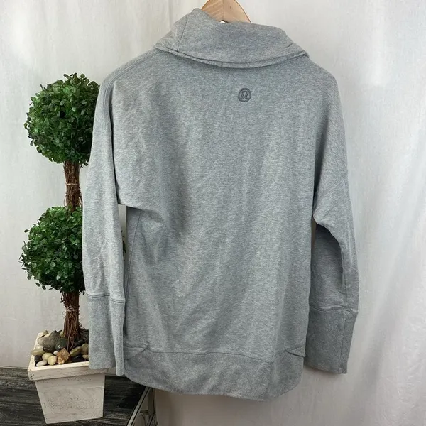 Lululemon Gray Rest Day Long Sleeve Cowl Neck Sweatshirt Top L - Image 3